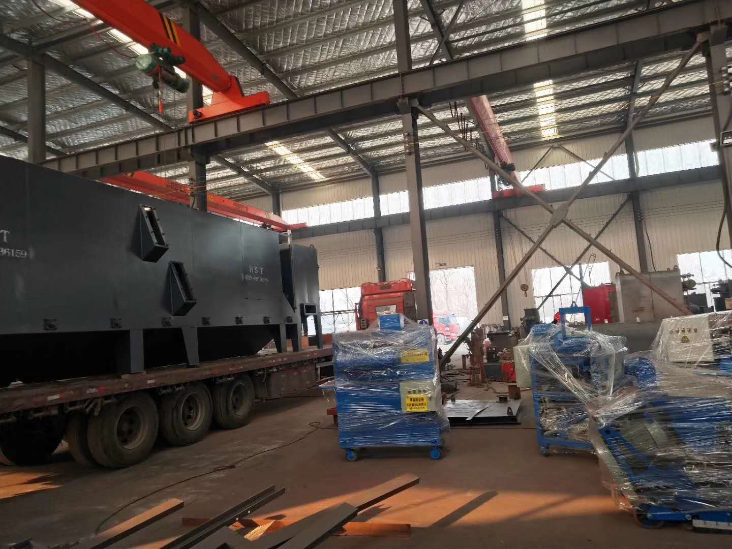 型鋼拋丸機/路面拋丸機/儲油罐體拋丸機發往山西